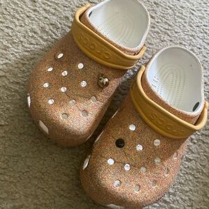 CROCS - Glittery Gold and White